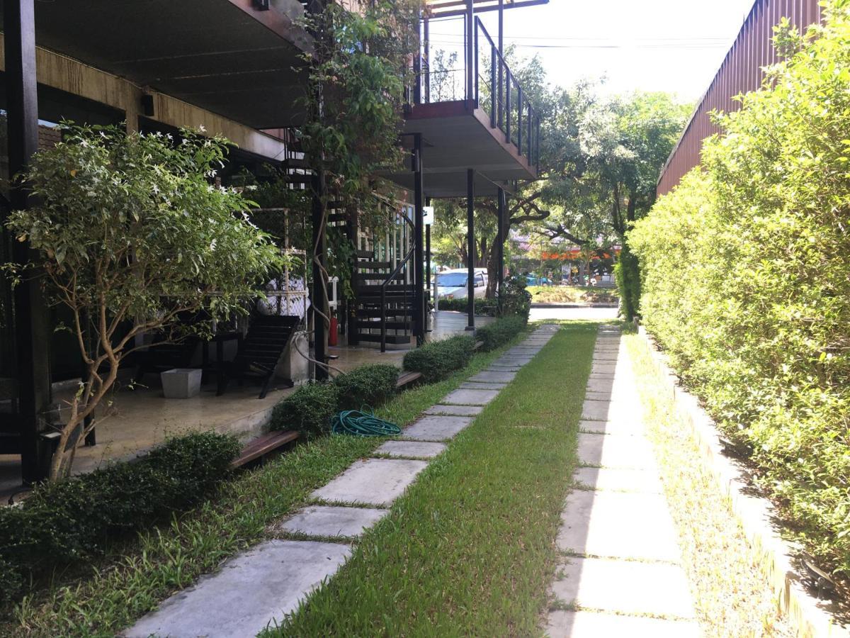 Bed Stop Hotel Chiangmai Τσιάνγκ Μάι Εξωτερικό φωτογραφία